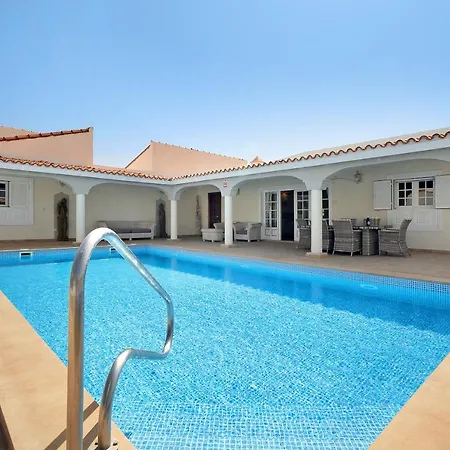 Villa Casa Suenos